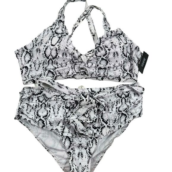 NWT DACO Plus Size Black White 2 Piece Swimsuit Adjustable - Size 22 - Picture 5 of 9